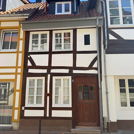Janus Altstadt-hameln Haeuschen Feriehus Hamelin
